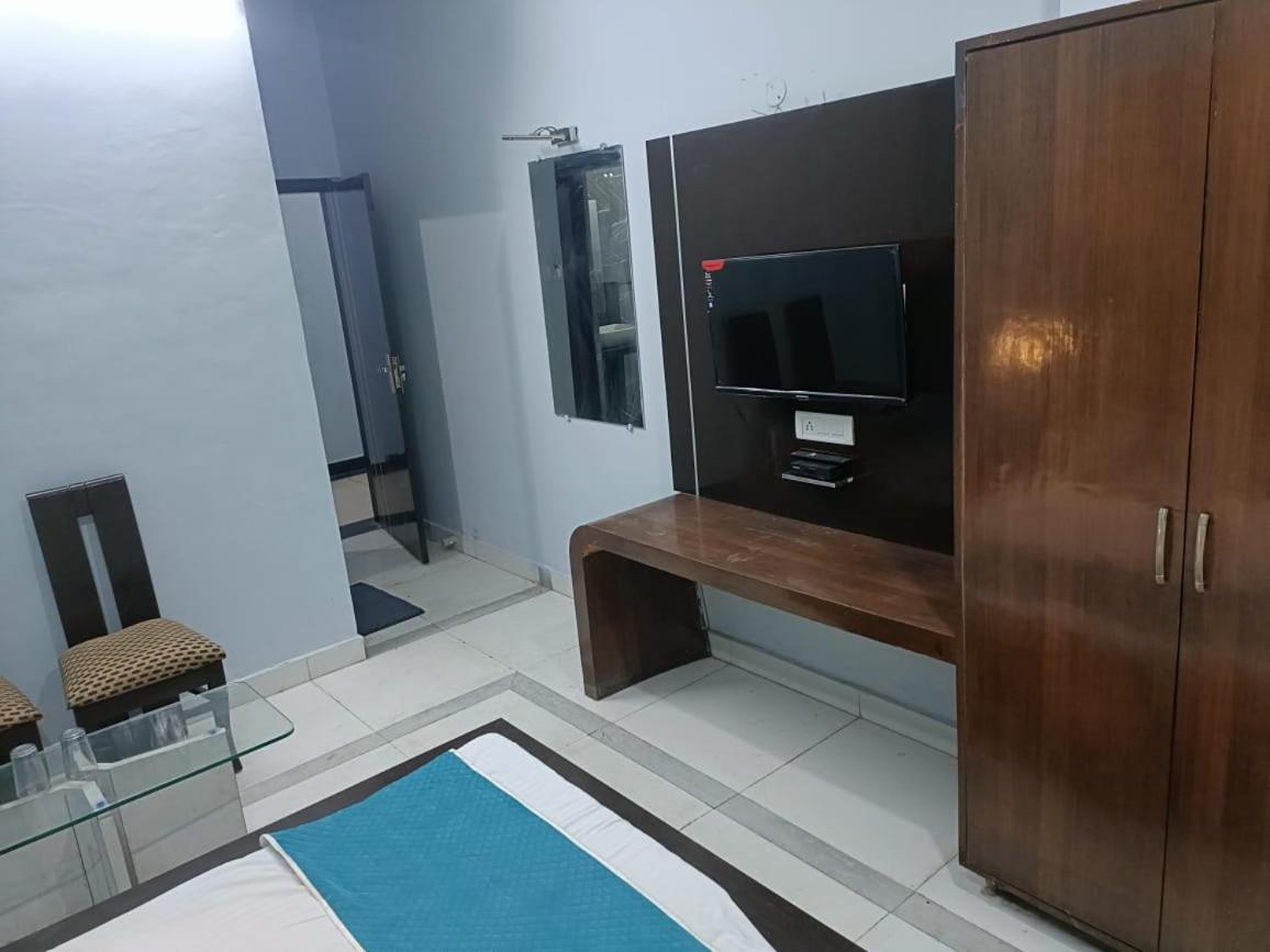 Hotel Krishna Residency Mahoba Exterior photo